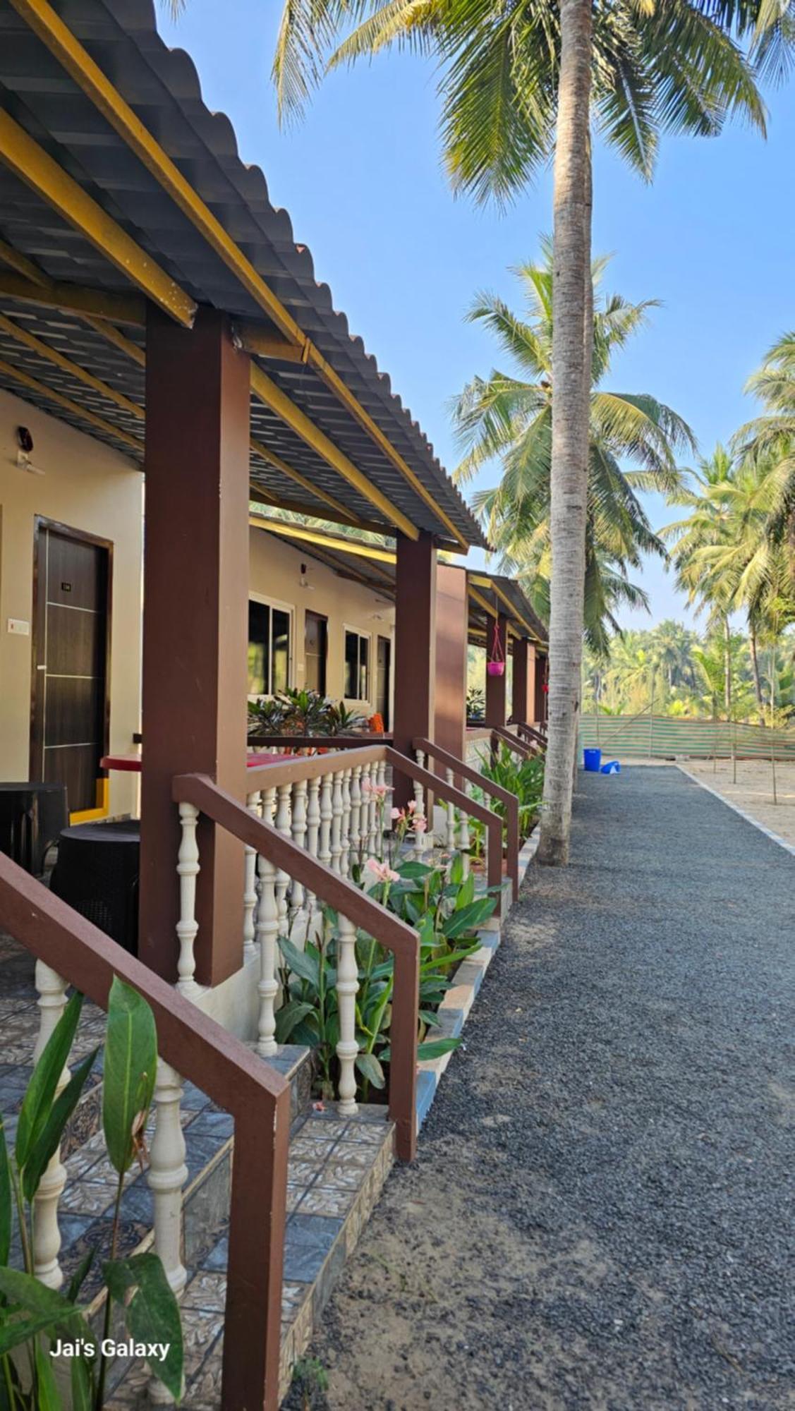Coastline Beach Resort Perupalem Bagian luar foto