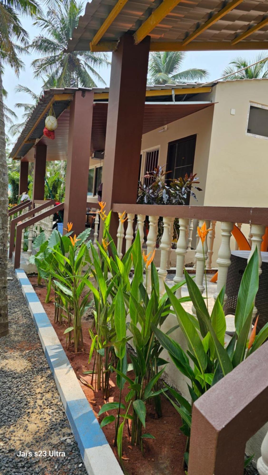 Coastline Beach Resort Perupalem Bagian luar foto
